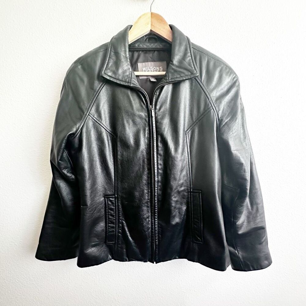 WILSON'S LEATHER | Black Leather Jacket Lined Pockets Zipper Closure |  Medium - Picture 2 of 7